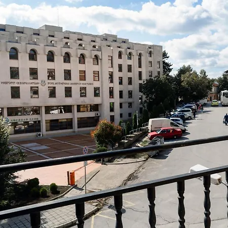 Guest Asenevtsi Center Apartment *